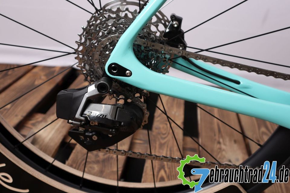 Bianchi Infinito CV Sram Rival Etap (Art. Nr. 56370-082) in Uslar