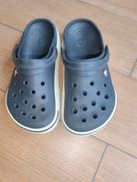 Crocband von Crocs Gr. 35/36 in schwarz neuwertig Sachsen-Anhalt - Halle Vorschau