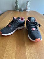 Adidas Turnschuhe Sneaker Grau Rosa Damen Gr 40 2/3 Nordrhein-Westfalen - Meerbusch Vorschau