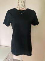 Nike Performance Sportshirt Tshirt Top schwarz M Bayern - Schwabach Vorschau