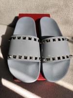 Valentino Rockstud Sandalen Slides Schuhe Badelatschen 39 Chemnitz - Kaßberg Vorschau