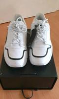 Armani Exchange Tennis Schuhe Gr.44 OVP Neu Essen - Essen-Stadtmitte Vorschau