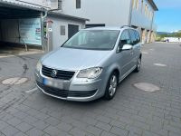 Volkswagen vw touran 2.0 TDI United Highlight 7 sitzer Baden-Württemberg - Karlsruhe Vorschau