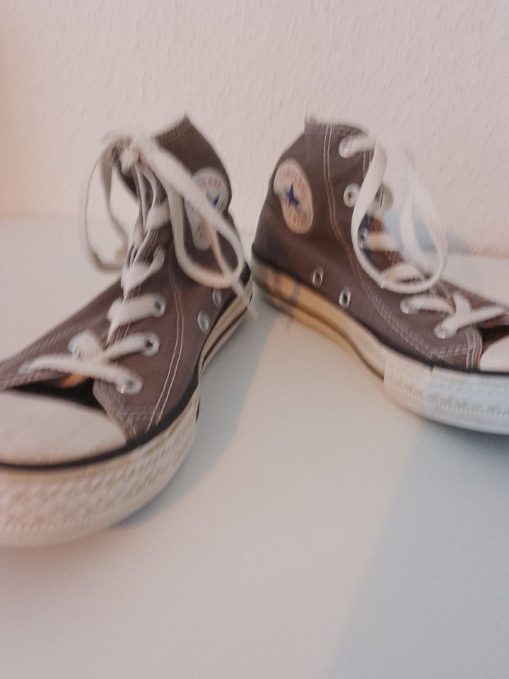 Converse Chucks Gr. 33 grau wenig getragen Sneaker in Velbert