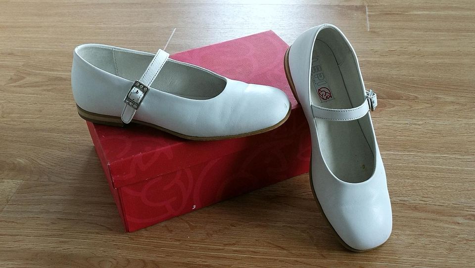 Kommunion Schuhe-Mädchen von Lepi, Gr. 34 in Troisdorf