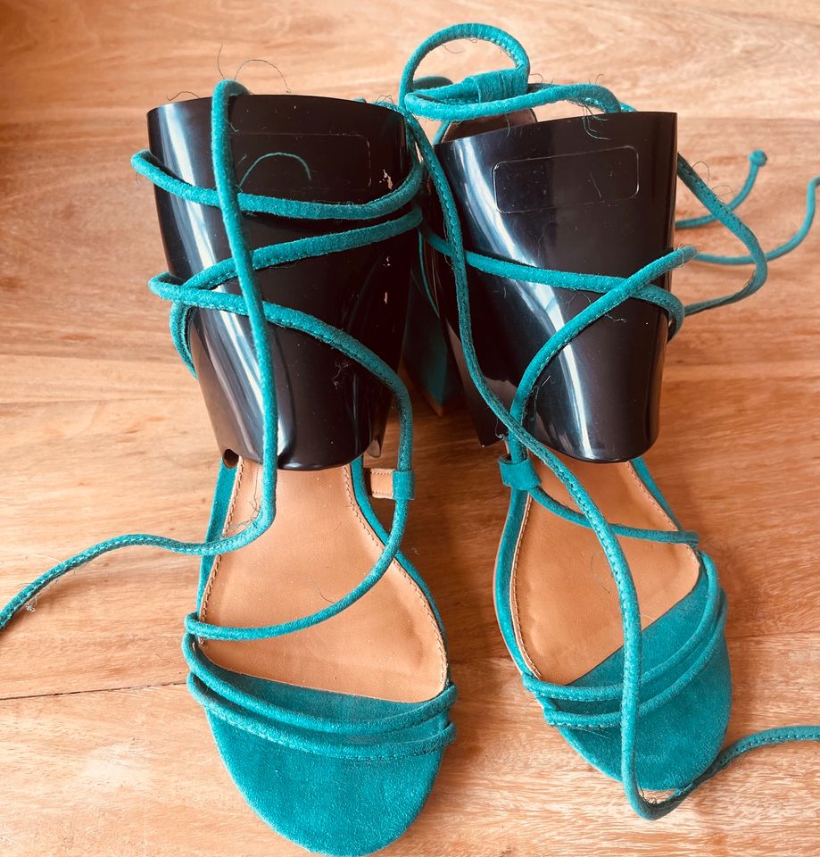 Sandalen Schnür Sommer Pumps Blogger NEU Grün Gr. 37 in Schlaitdorf