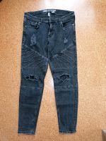Jeans im used - look, Gr. 44, von H&M, Divided Baden-Württemberg - Biberach Vorschau