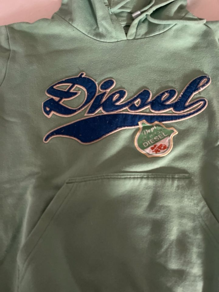 Diesel Hoodie 152/158 in Sinsheim