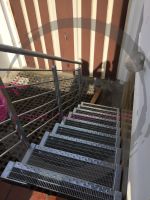 Stahltreppe Metall Treppe Außentreppe GITTER Füllung H: 180-200CM Berlin - Neukölln Vorschau