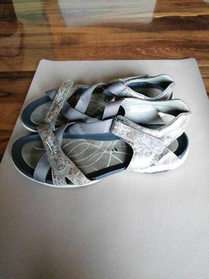 Superfit Sandalen Gr. 38 in Meinhard