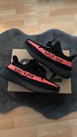 Yeezy Boost 350 V2 RED Bayern - Regensburg Vorschau