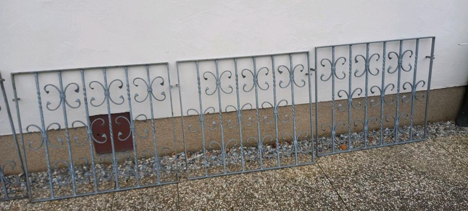 Fenstergitter Schmiedeeisern Einbruchschutz Gitter in Geisenfeld
