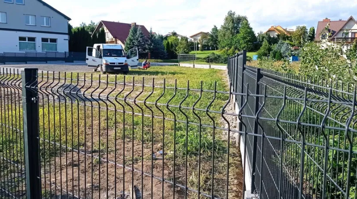Installation von Zäunen, Paneelzäunen, Gittern und Paneelen in Schöneiche bei Berlin
