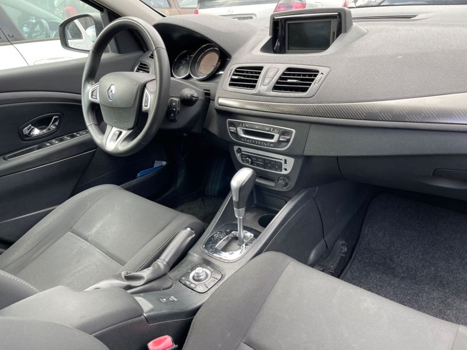 Renault Megane III Automatik Klima Navi 8x bereift in Lüdenscheid