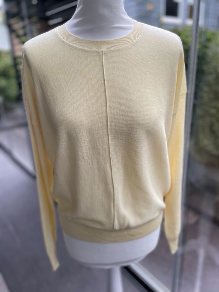 CLOSED *leichter Pullover* hellgelb*Gr. S* 100%Wolle* TOP *** in Hemer