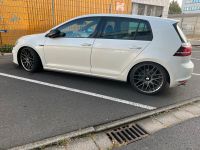 RF RSE Rotiform 225 35 19 Zoll Alufelgen für Golf 7 Frankfurt am Main - Hausen i. Frankfurt a. Main Vorschau