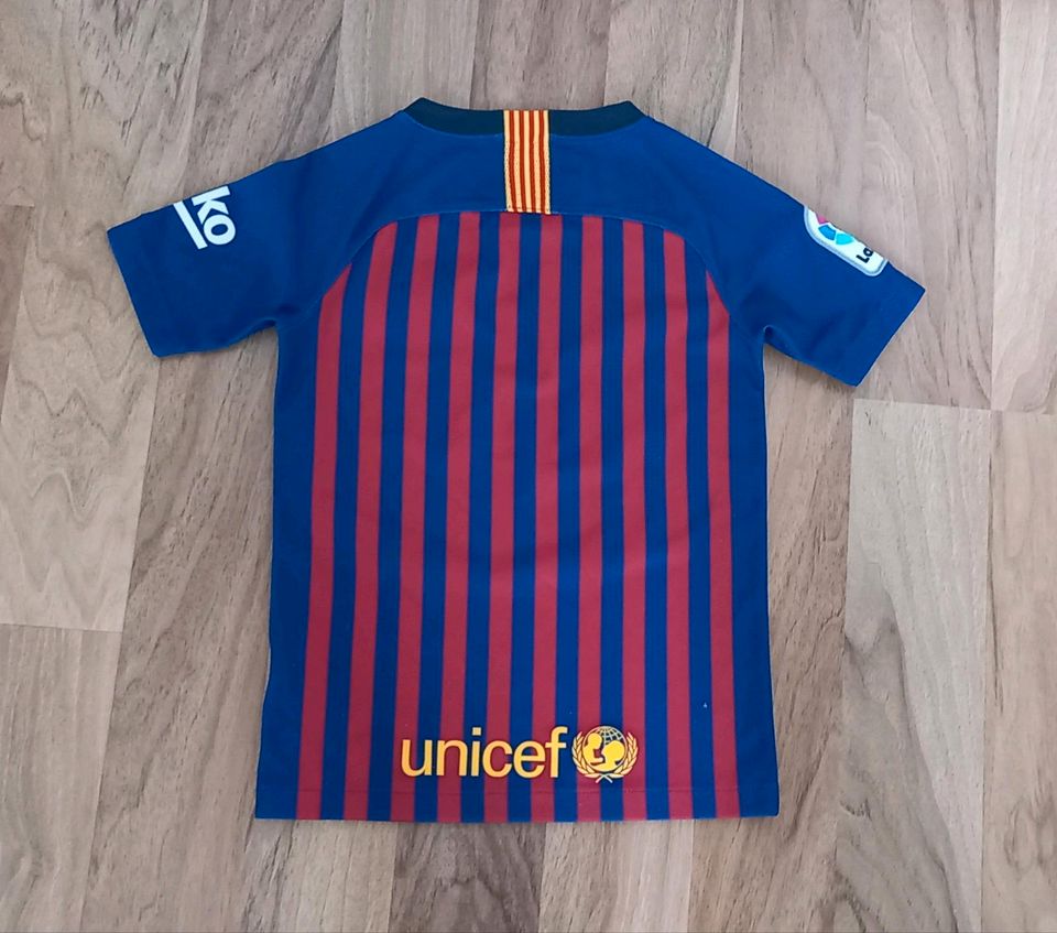 Kinder T-Shirt Nike FC Barcelona Fußball Gr 122 - 128 XS in Holzheim a. Lech