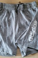 Leichte Sweatshort * adidas * Grösse 152 Niedersachsen - Scheden Vorschau