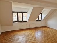 Wunderschöne 4-Raumwohnung über 2 Etagen mit Echtholzparkett und Balkon in der Innenstadt von Halle Sachsen-Anhalt - Halle Vorschau