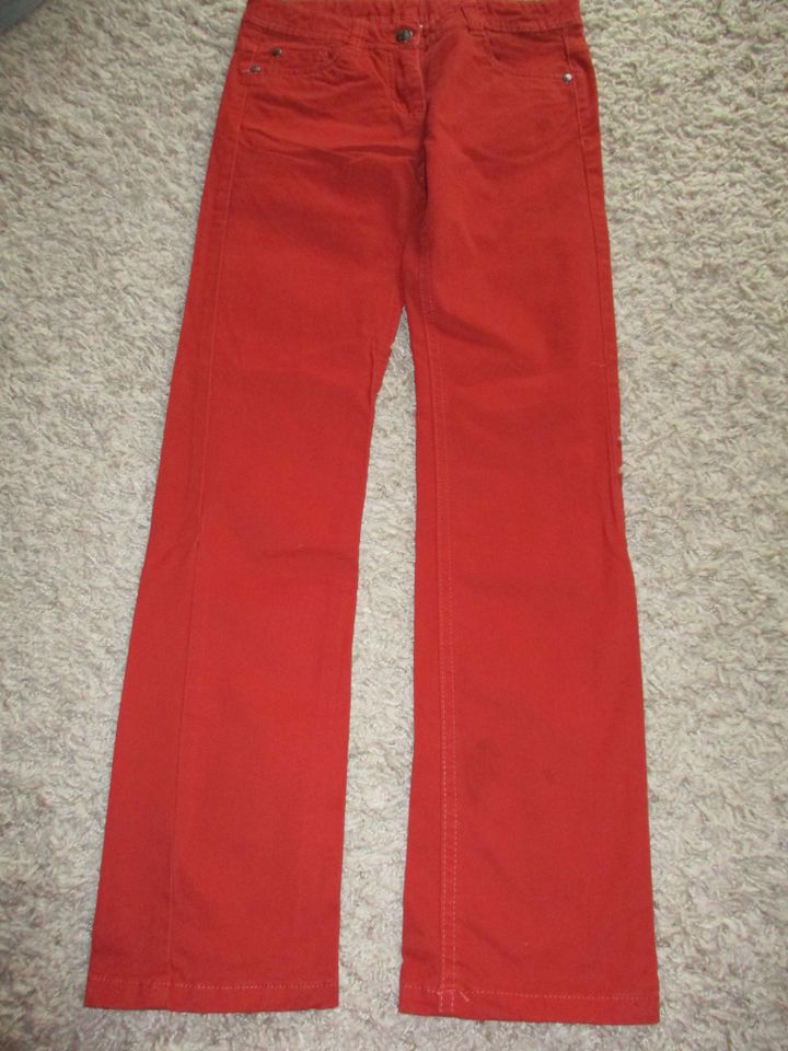 schöne Mädchen Jeans Hose verstellbarer Bund rotbraun Gr. 152 TOP in Elxleben an der Gera