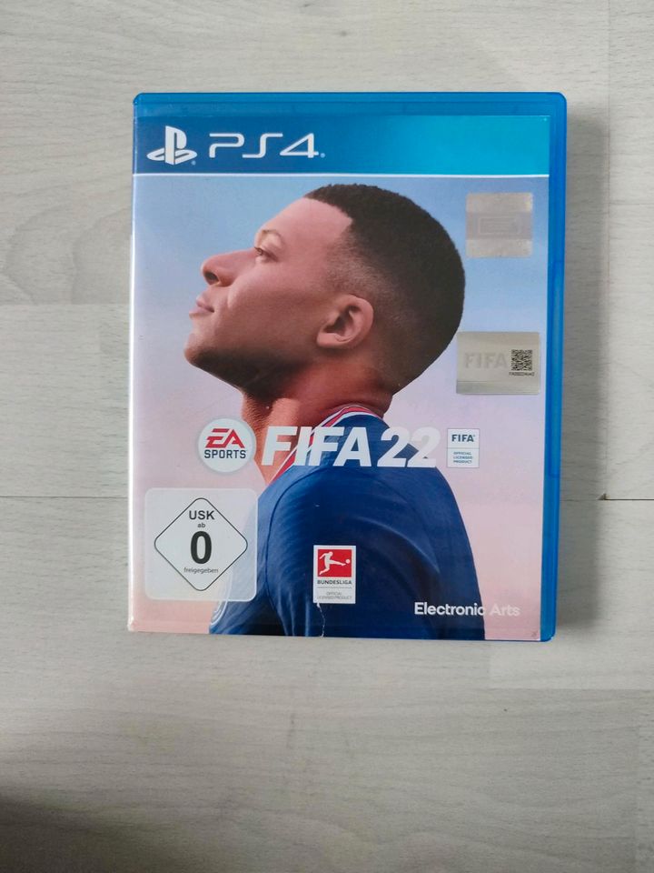 PS4 FIFA 22 in Staufenberg