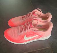 Damensneaker Nike Gr.: 38,5 Nordrhein-Westfalen - Kleve Vorschau