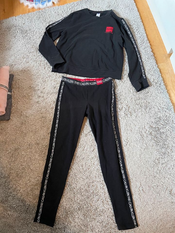 Calvin Klein Set Pullover und Leggings Jogginganzug schwar in Osnabrück