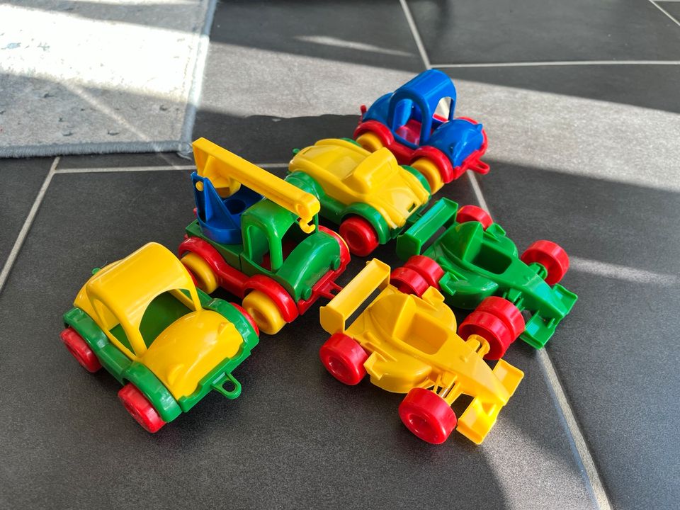 Spielzeug Autos in Wassenberg