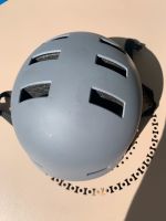 Kinder Skaterhelm / Fahrradhelm grau Gr. XS / S Bayern - Freising Vorschau