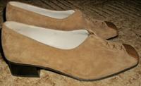 Jenny by ara, 37,UK 4, Marken Schuhe, Abendschuhe, Pumps Niedersachsen - Bergen Vorschau