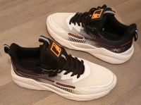 Jungen Sport oder Freizeit Sneakers Gr. 40 Niedersachsen - Wolfsburg Vorschau