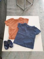 Baby 2 T-Shirts NEXT Junge blau orange 6-9 Monate München - Allach-Untermenzing Vorschau