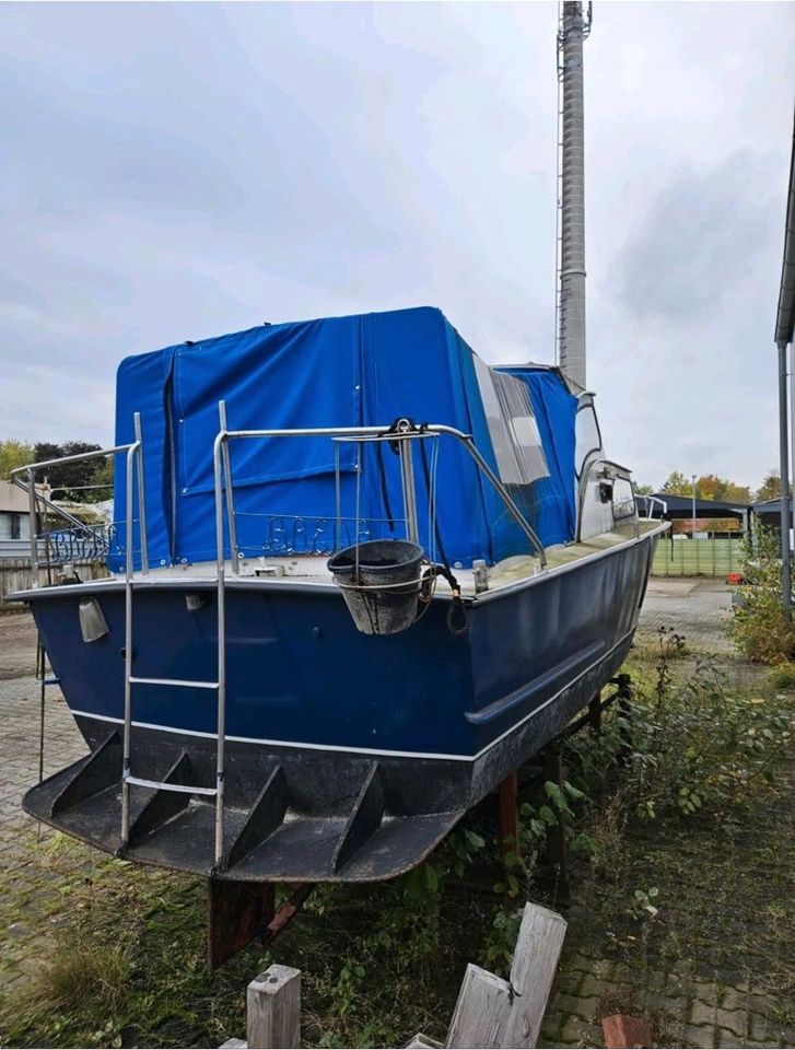 Kajütboot Stahlboot in Nödike