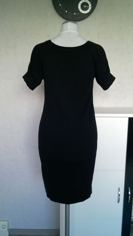 Strickkleid Kleid Kurzarm Feinstrick schwarz Gr. S Mng Basics in Berlin