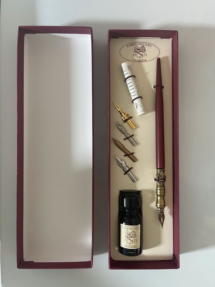 NEU! Fabris Giuliana Calligraphy Set Füller Feder Tinte in Frankfurt am Main