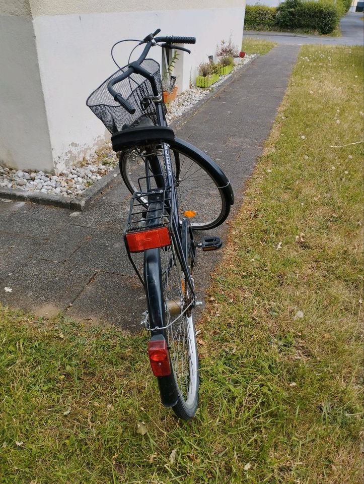 28 Zoll Damenfahrrad in Siegburg