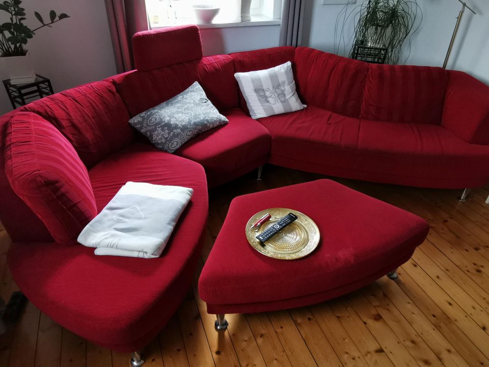 Rote Sofa-Landschaft in Alsfeld
