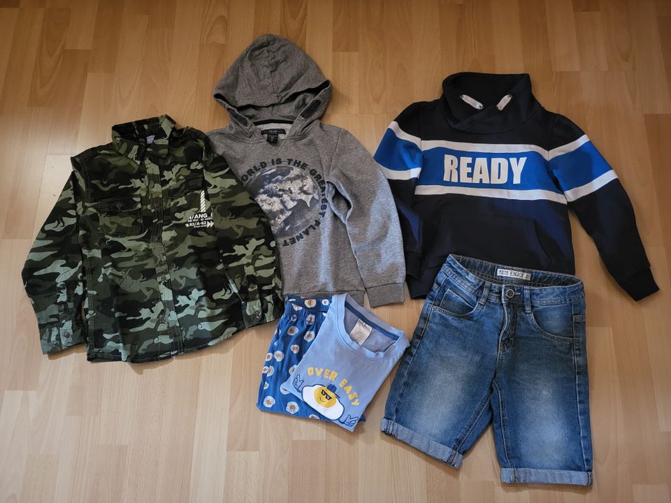 Jungen Paket, Gr.128, Shirts, Hemd, kurze Hose, Schlafanzug, TOP! in Gehren