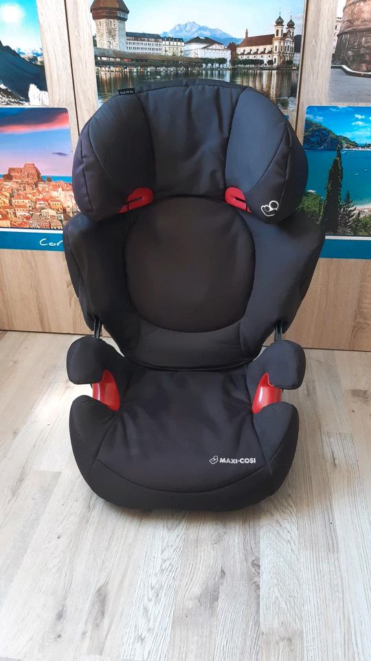 Kindersitz Maxi Cosi Rodi XP fix + Geschenk in Coburg