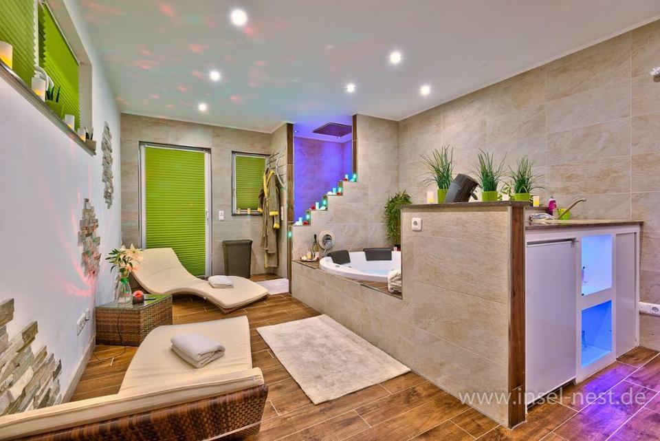 TRAUM WOCHENENDE Paradies mit eigenem Whirlpool + Sauna im Zimmer in Elsdorf