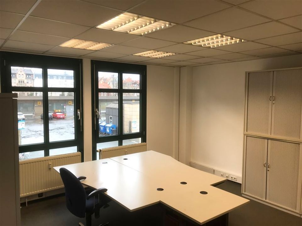 ** Modernes Büro & Geschäftshaus  in Bestlage Fürth-Stadtmitte mit ca. 950 m²; 20 Pkw-Stellplätze ** in Fürth