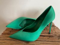 Zara Pumps grün Zara High Heels grün Größe 39 neuwertig Hessen - Bad Hersfeld Vorschau