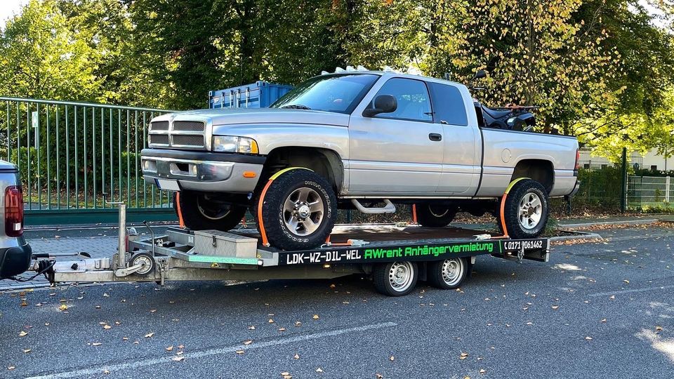 Fahrzeugüberführung Autotransport Fahrzeugtransport Abschleppen in Braunfels