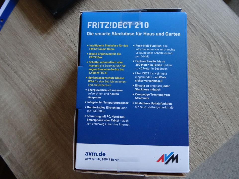 AVM Fritz!Dect 210 Smarte Steckdose innen und außen Garantie NEU! in Schwarme