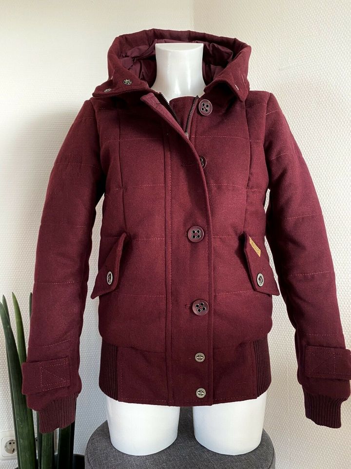 QS by s.OLIVER Winterjacke NEU, Gr.XS in bordeaux rot in Wulfsen