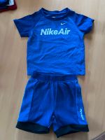 T-Shirt inkl. Hose von Nike Gr. 86-92 Nordrhein-Westfalen - Lichtenau Vorschau