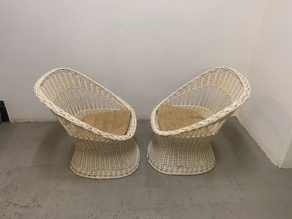 2 weiße Shabby Rattan Korbsessel Mädchen Teenie in Tübingen