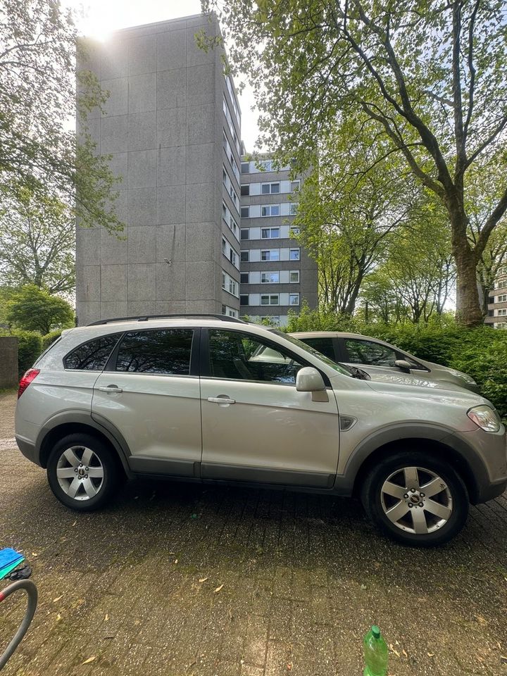 Chevrolet Captiva 2.0 l in Herne