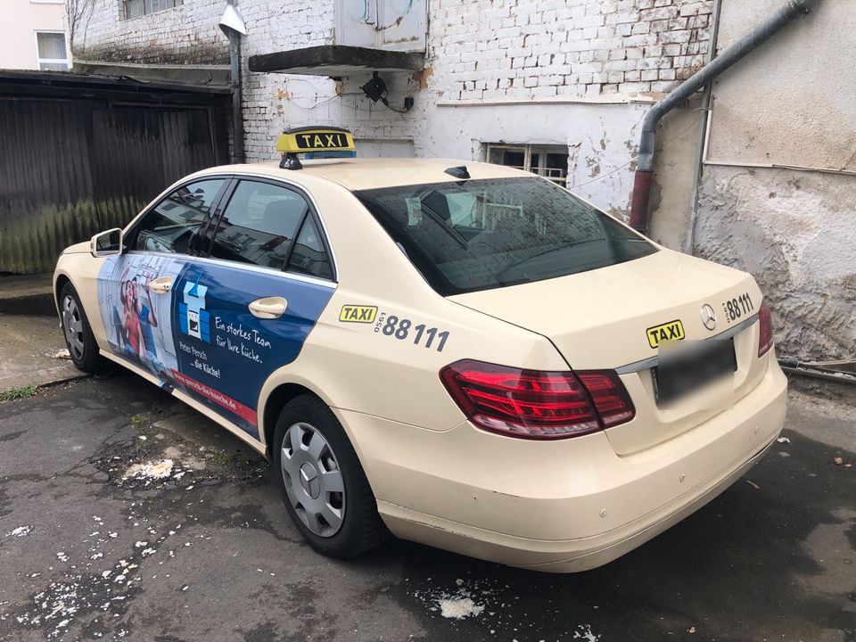 Ehemaliges Taxi zu verkaufen in Baunatal
