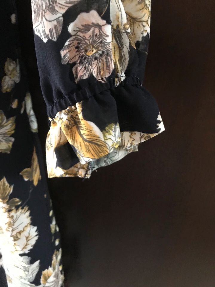 H&M Kleid Tunika Damen Größe 40 Neu mit Etikett Blumen in Nürnberg (Mittelfr)
